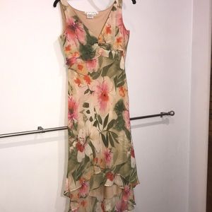 Women’s dress